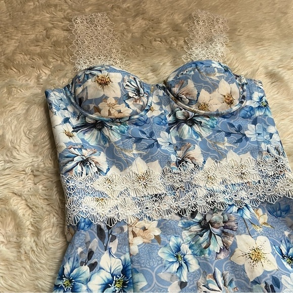 Bronx and Banco Yana Floral Midi Dress - Size Small worn once now! - Picture 3 of 7